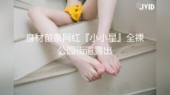 按著敏感女友深喉吃屌打炮