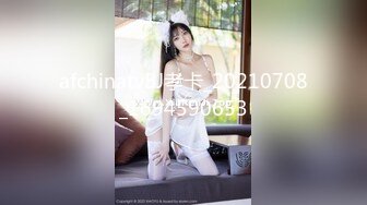 人妖系列之花短裙丰乳肥臀性感人妖和猛男爱抚舔屌穴对着镜头站着插屁眼