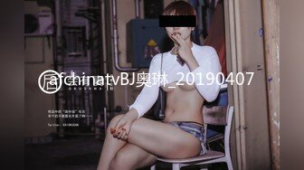 熟女阿姨 被老头三洞全开 无套输出 骚逼 菊花 嘴巴轮着插 不过瘾还要双手捅双洞 爽到狂喷尿