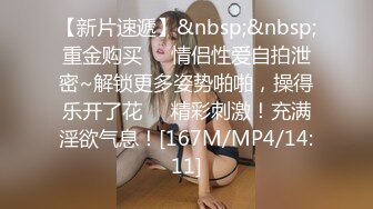 盗站流出游泳场女士换衣卫生间偸拍多位年轻漂亮妹子嘘嘘和换泳装大长腿美女月经期放内置卫生棒来玩