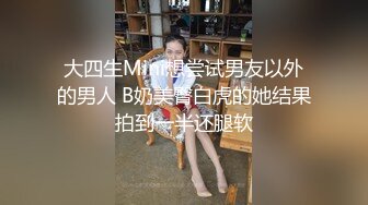 最新水上乐园更衣室偷拍！百里挑一的两位顶级清纯漂亮妹子，身材超棒 奶子好可口！大神怼着偷拍她们换衣服近十分钟，够刺激